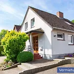 Gaestehaus Daheim アパート シャルボイツ