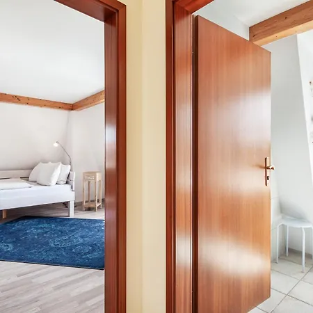 Lejlighed Gaestehaus Daheim *